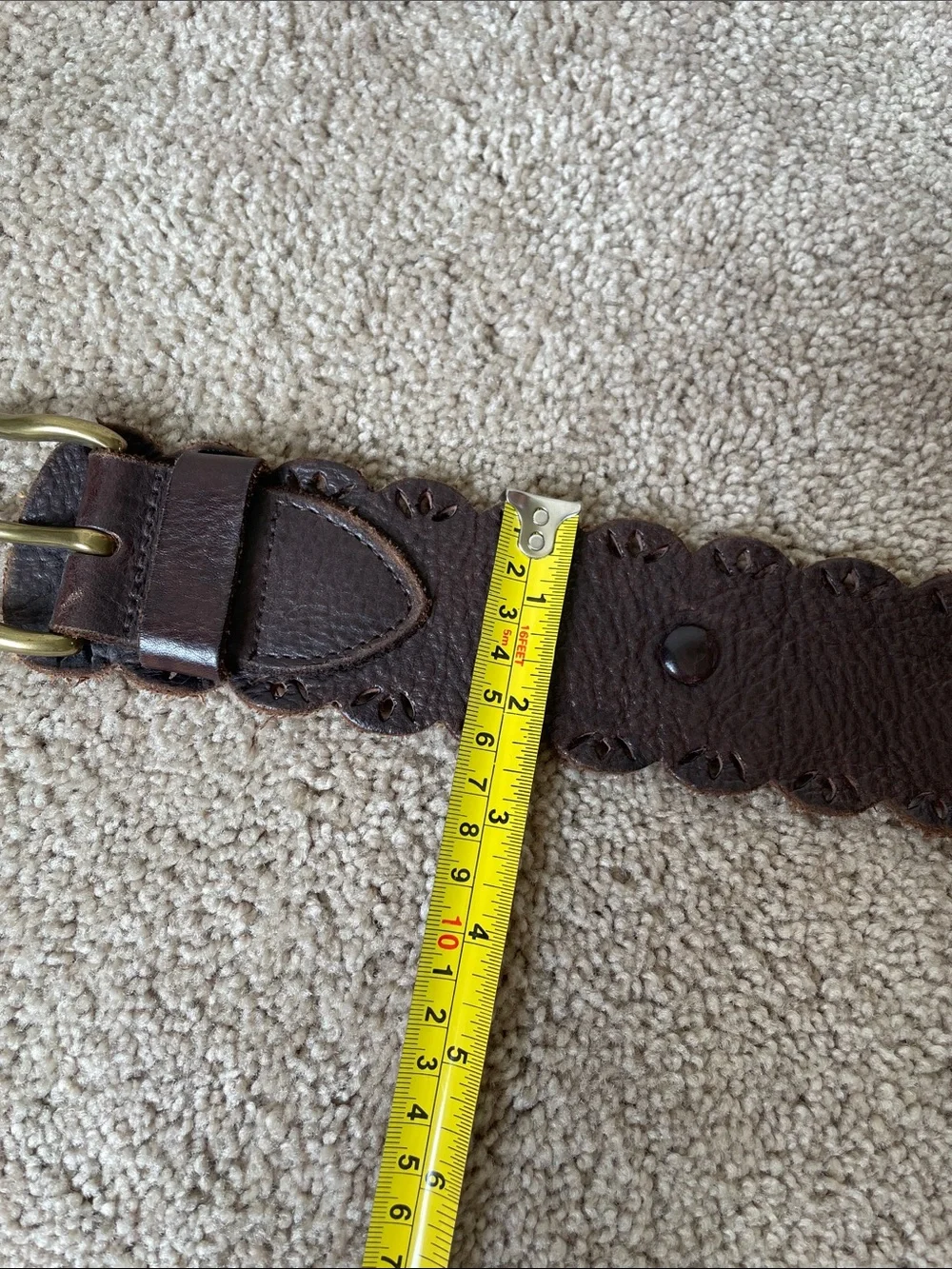 Vtg Lucky Brand Brown Scalloped Leather Belt 28 Brass-Tone Buckle Boho Eyelet